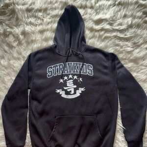 Tour merch hoodie k-pop stray kids size medium